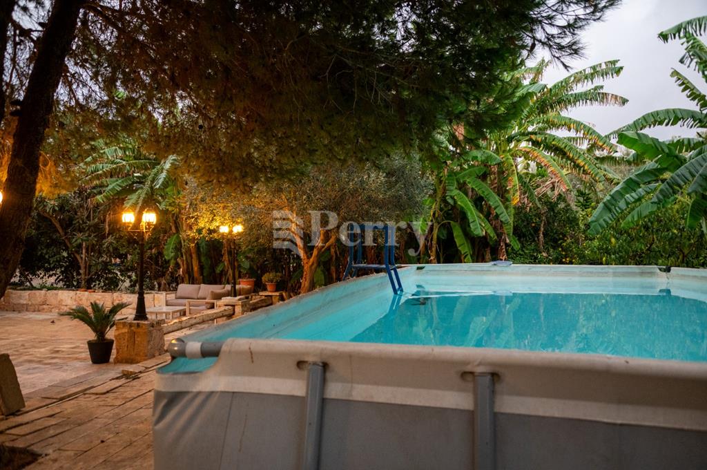 Mgarr Farmhouse — Perry Estate Agents