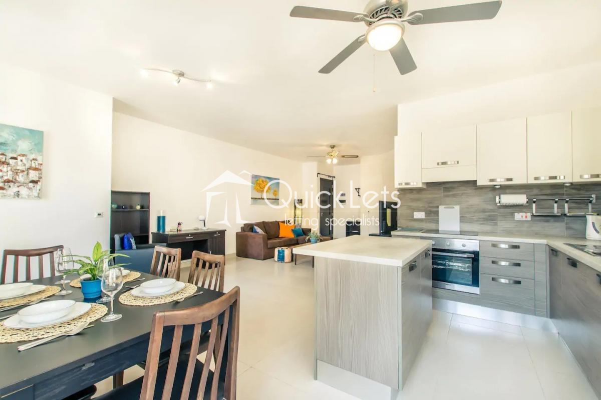 Apartments in Gozo - Xlendi - REF 85979 — QuickLets