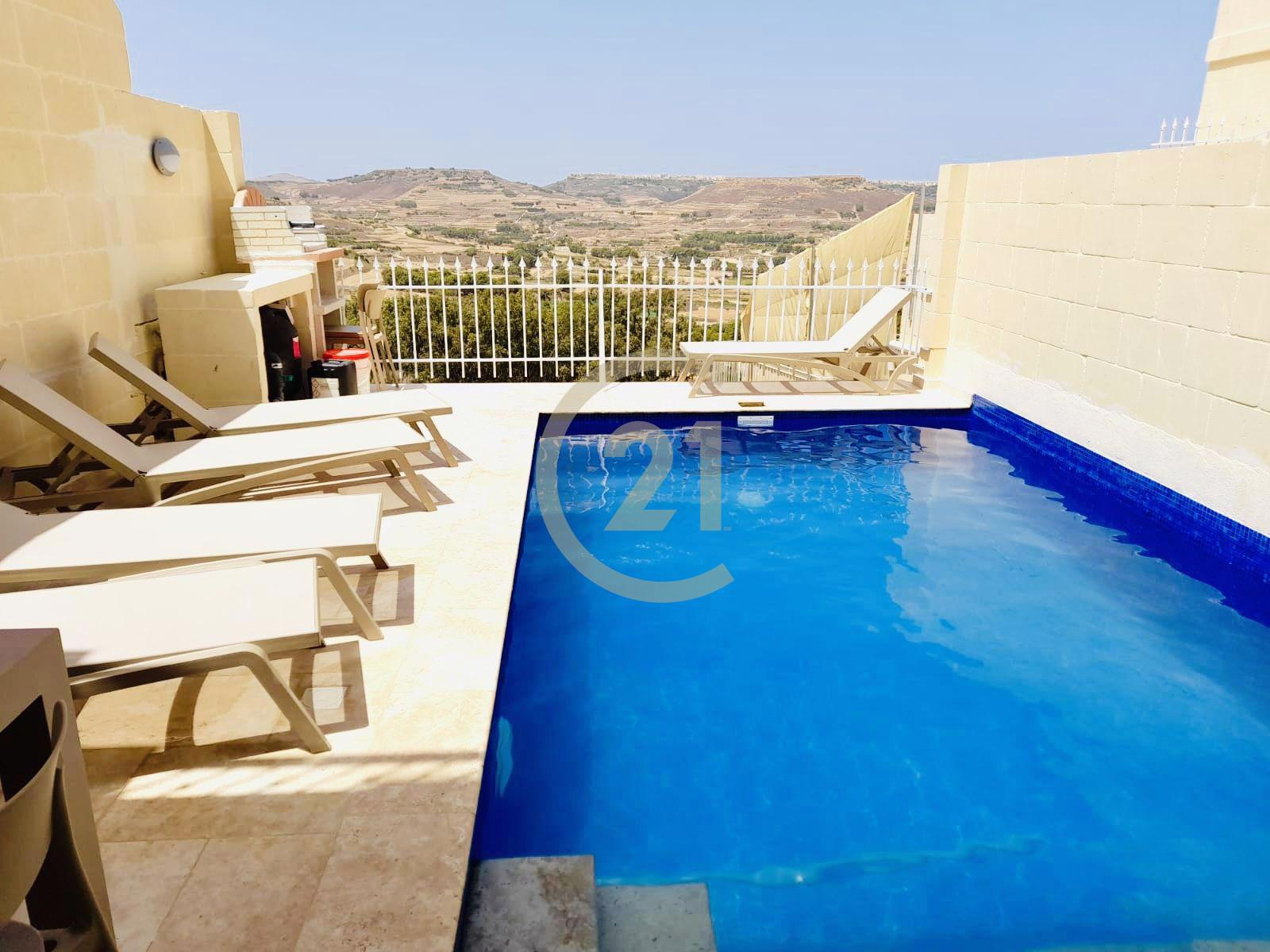 House in Xaghra — Century 21 Malta