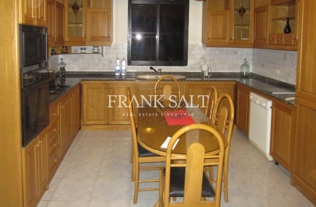 Fleur-de-Lys, Terraced House — Frank Salt Real Estate