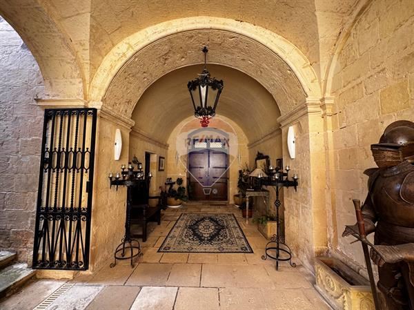 Palazzo — RE/MAX Malta