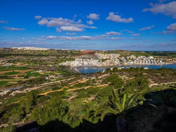Apartment Duplex — RE/MAX Malta