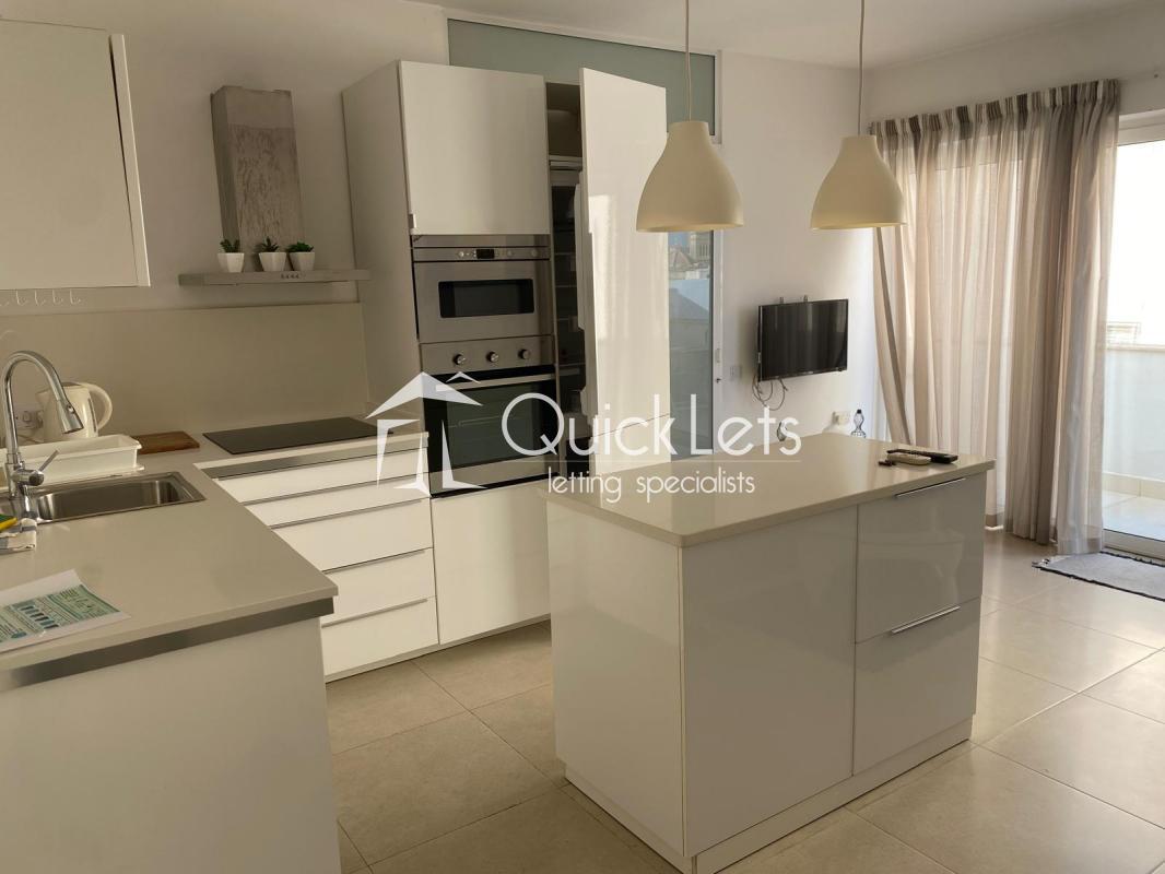 Apartments in Sliema - REF 85760 — QuickLets