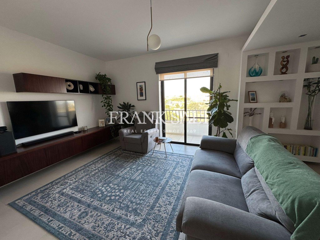 Naxxar, Apartment — Frank Salt Real Estate