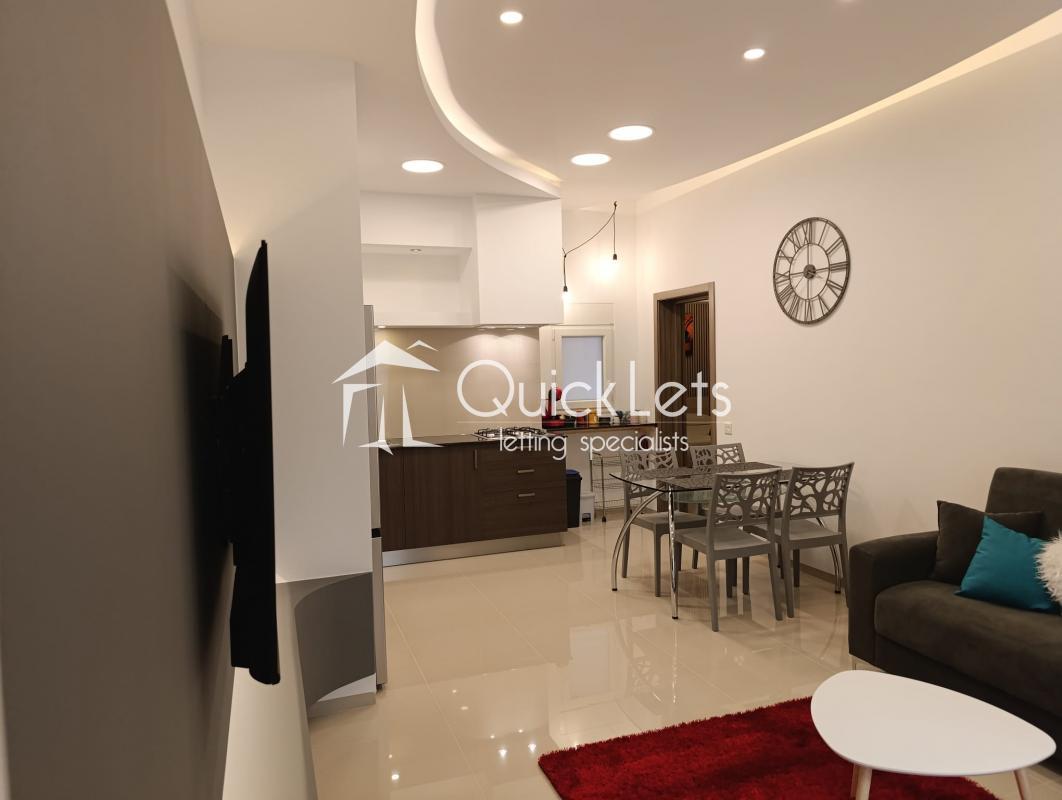 Maisonettes in Sliema - REF 80641 — QuickLets