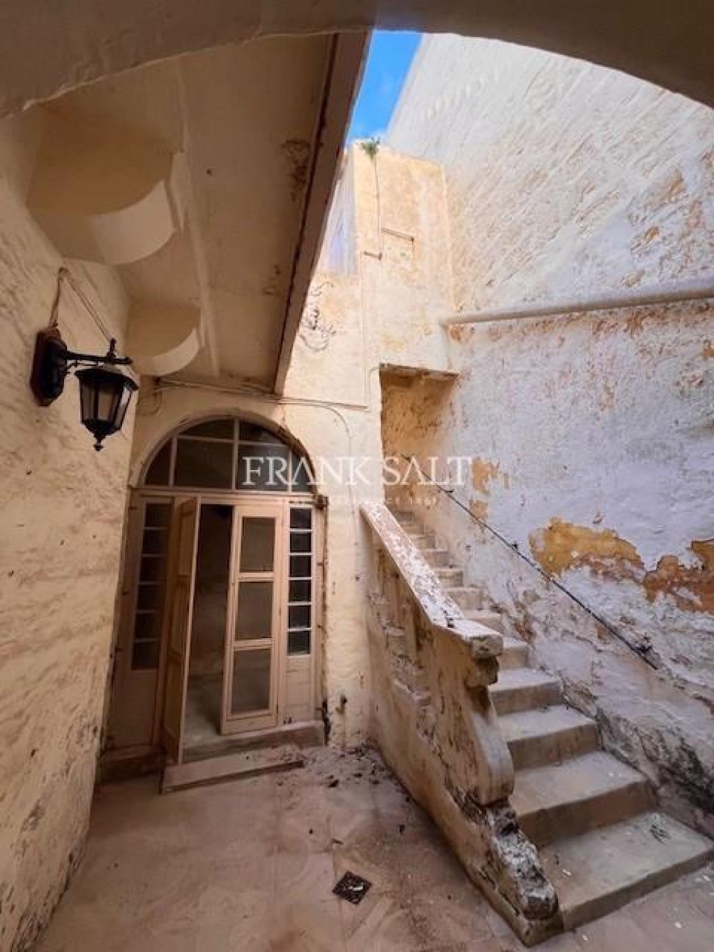 Victoria, Townhouse — Frank Salt Real Estate