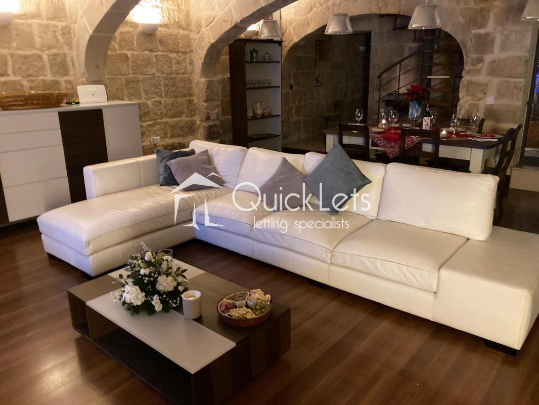House of Character in Siggiewi - REF 89048 — QuickLets