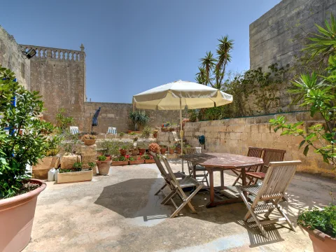 2 bed House of Character in Gharghur — Malta Sotheby's International Realty