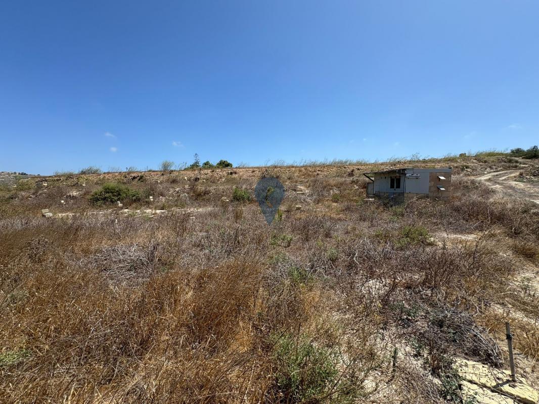 Field in Gozo - Xlendi - REF 82396 — Zanzi Homes