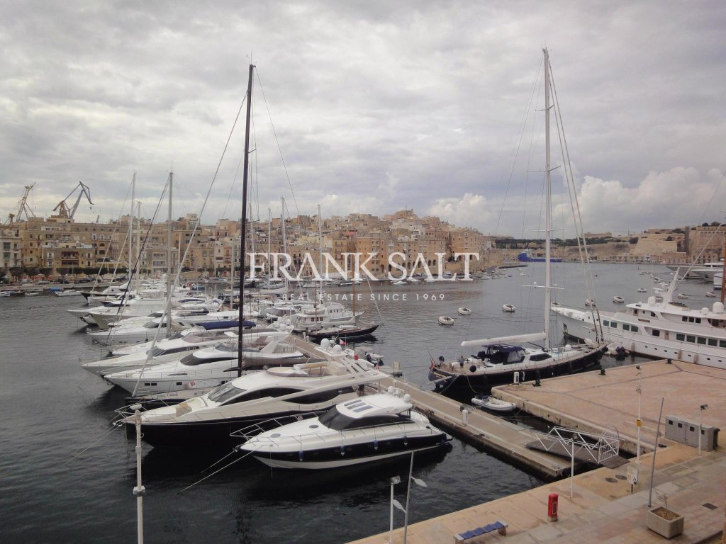 Vittoriosa, Apartment — Frank Salt Real Estate