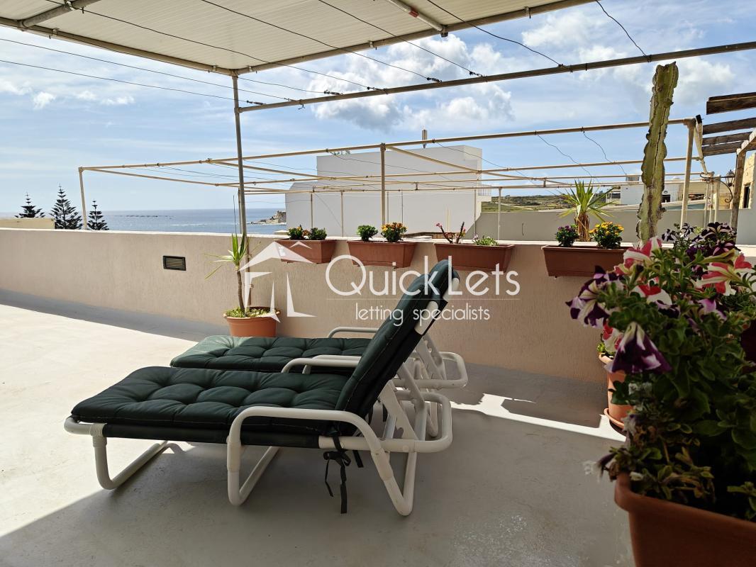 Penthouses in Marsaskala - REF 85011 — QuickLets