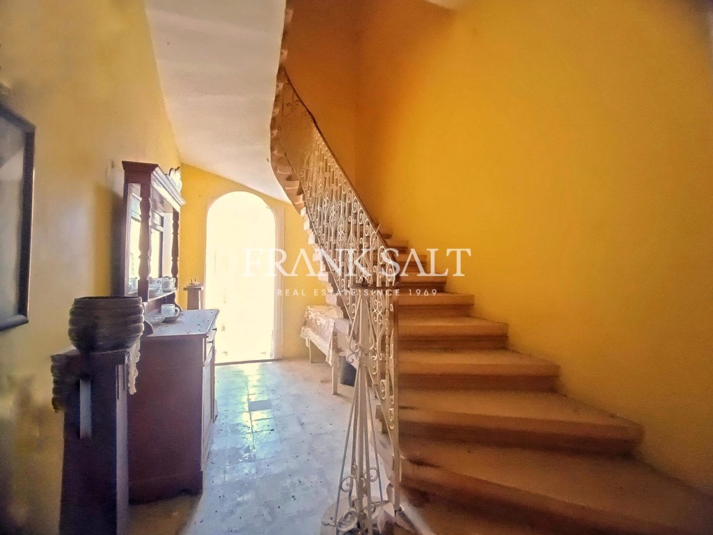 Birzebbugia, Townhouse — Frank Salt Real Estate