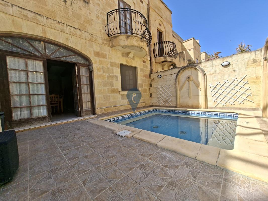 House of Character in Gozo - Qala - REF 88810 — Zanzi Homes
