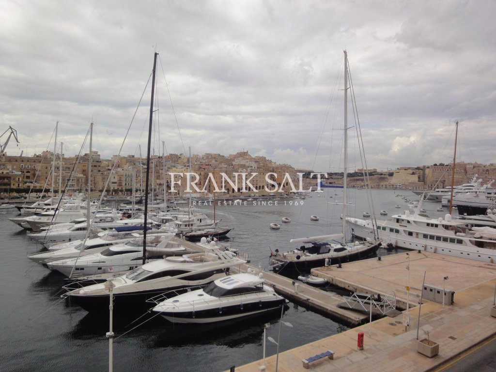 Vittoriosa, Apartment — Frank Salt Real Estate