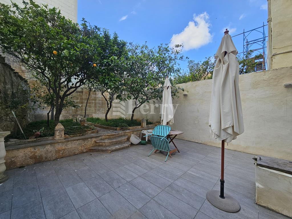 Sliema Town House — Perry Estate Agents