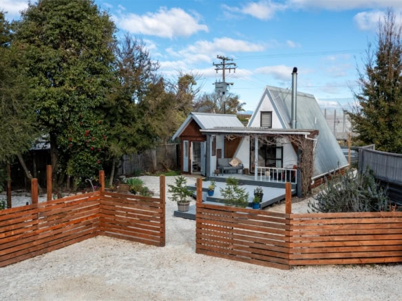 15A College Street — K Real Estate