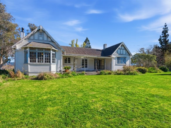 66 Central Road — K Real Estate