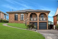 44 Highland Close — Blackbutt Street Real Estate