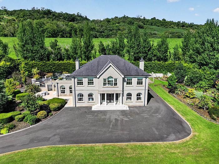 414A Upper Road — Templeton Robinson