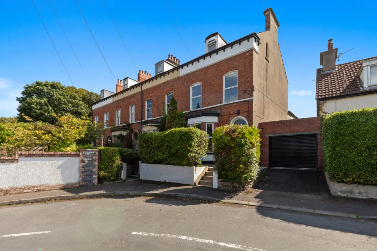 5 Quinville, Holywood — Simon Brien Residential