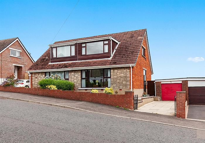 29 Squires Hill Road — Colin Graham Residential