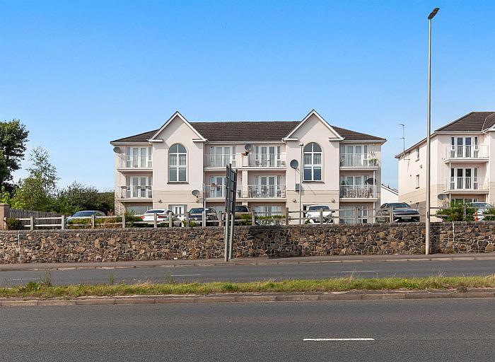 53 Bates Park — Colin Graham Residential