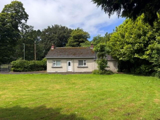 1 Fir Road Derry BT48 8NB 3 Bed Detached Bungalow — Robert Quigley Estate Agents & Valuers