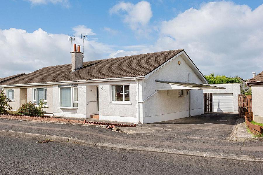 19 Mill Gardens, Portstewart, Londonderry, BT55 7LW — Armstrong Gordon (Portstewart)
