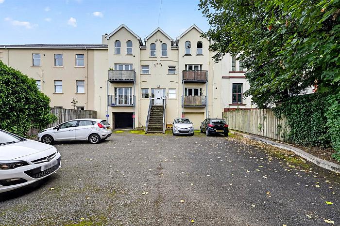 Apt 10 Palmerston Court — Templeton Robinson
