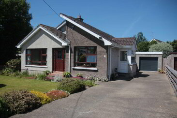 9 Cloghole Road Derry, Londonderry BT47 3JW 3 Bed Detached House — Robert Quigley Estate Agents & Valuers