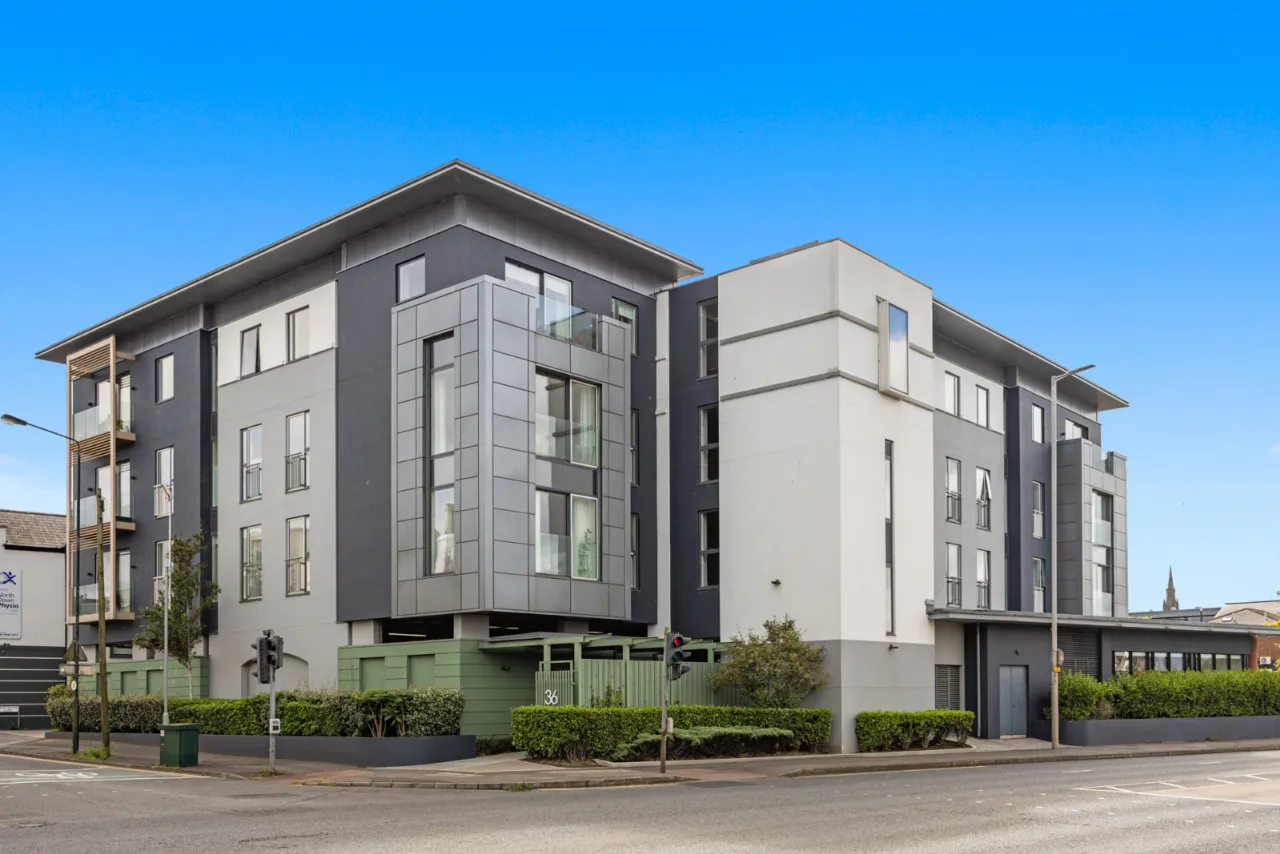 Apartment 1.1 Front, 36 Shore Road — Simon Brien Residential