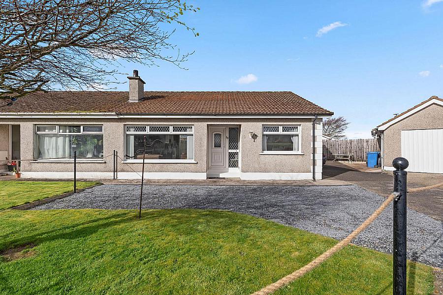 10 Glenn Park, Portstewart, Co Londonderry, BT55 7EU — Armstrong Gordon (Portstewart)