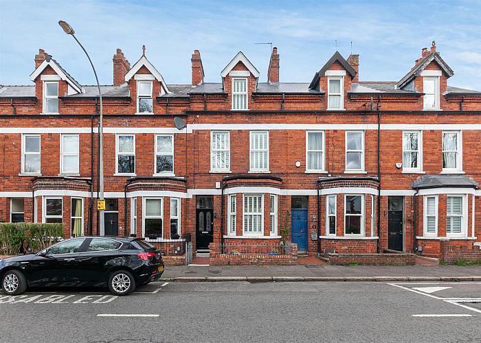 70 Ardenlee Avenue — Colin Graham Residential