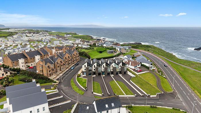 5 Harbour View — Colin Graham Residential