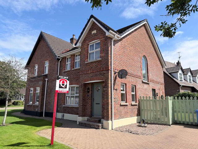 8 Ivy Mead Derry - Londonderry BT47 3WW 3 Bed Semi-Detached House — Robert Quigley Estate Agents & Valuers