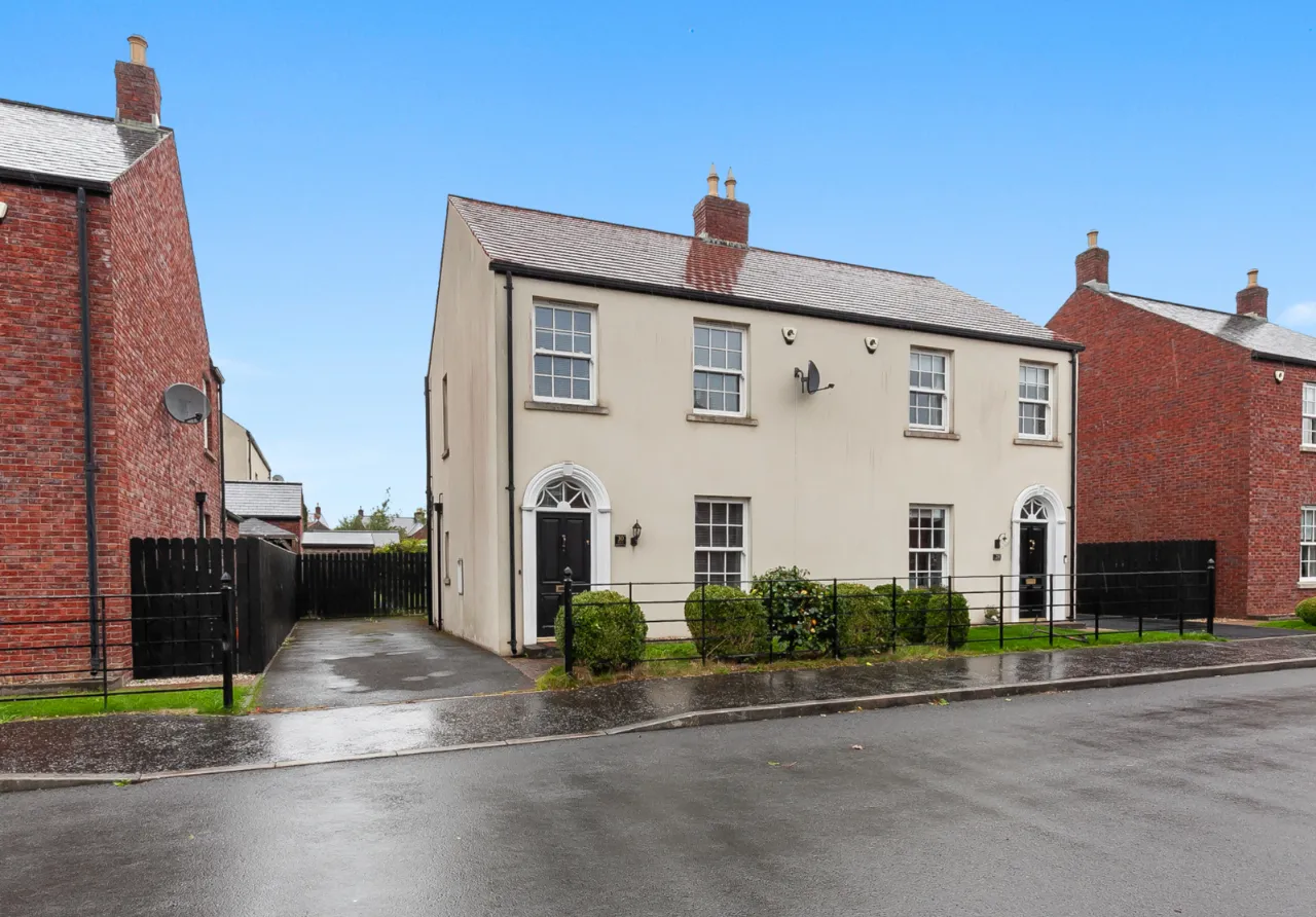30 Breton Gardens, Lisburn — Simon Brien Residential