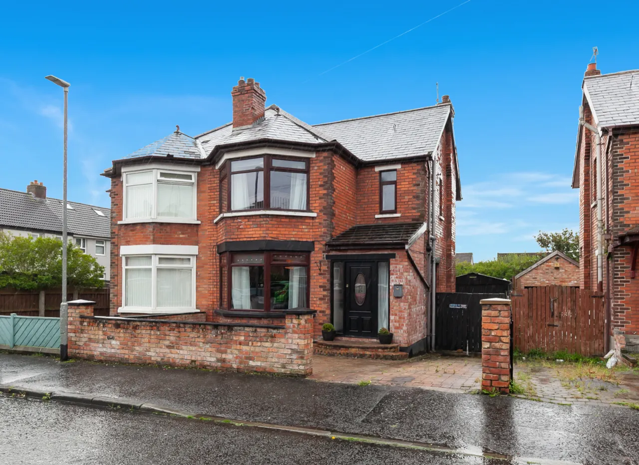 4 Cliftondene Gardens, Belfast — Simon Brien Residential
