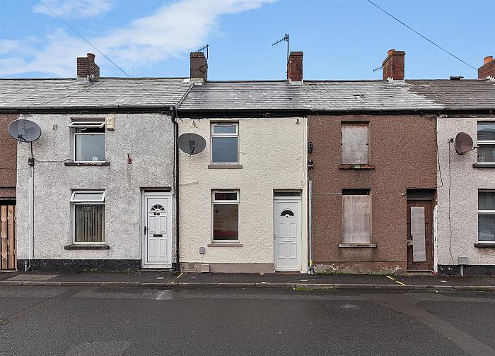 26 Lower Waterloo Road — Colin Graham Residential