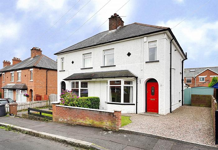 25 Holland Crescent — Templeton Robinson