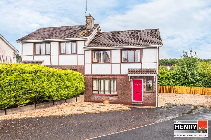 16 KALENDRA COURT — Tom Henry & Co
