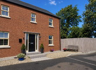 68 Monree Hill Donaghcloney BT66 7GZ — Jones Estate Agents (Lurgan)