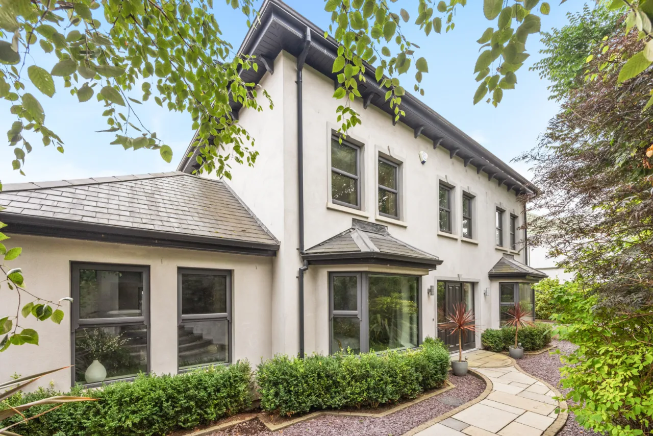 108A Malone Road, Belfast — Simon Brien Residential