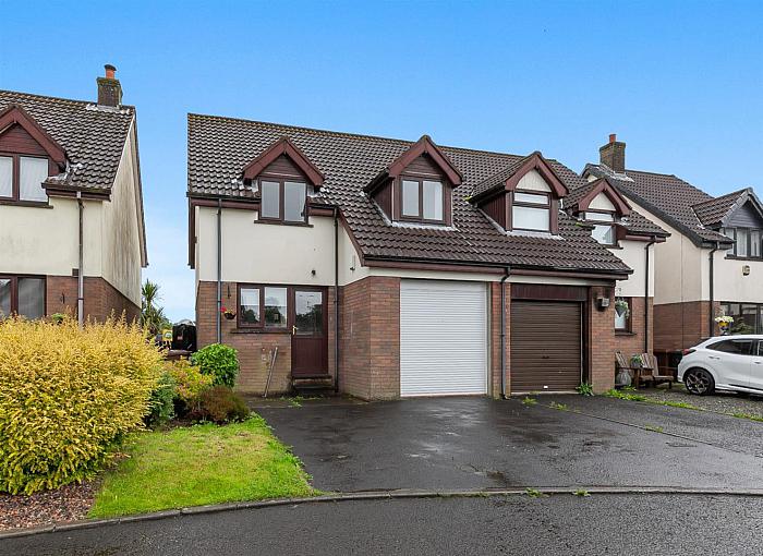 3 Ravensburn Court — Colin Graham Residential