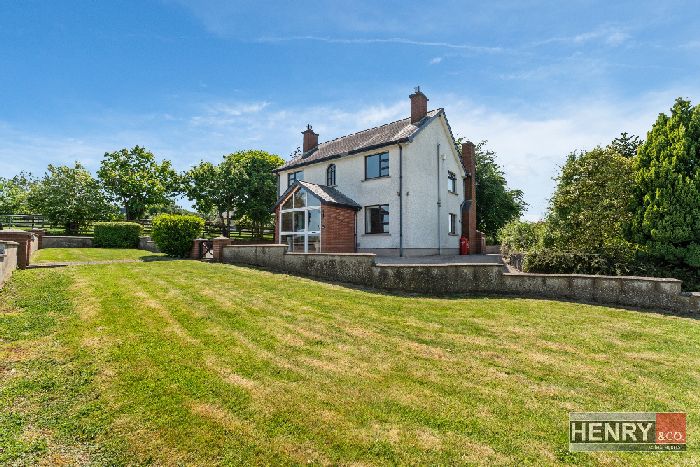 14 CANARY ROAD — Tom Henry & Co