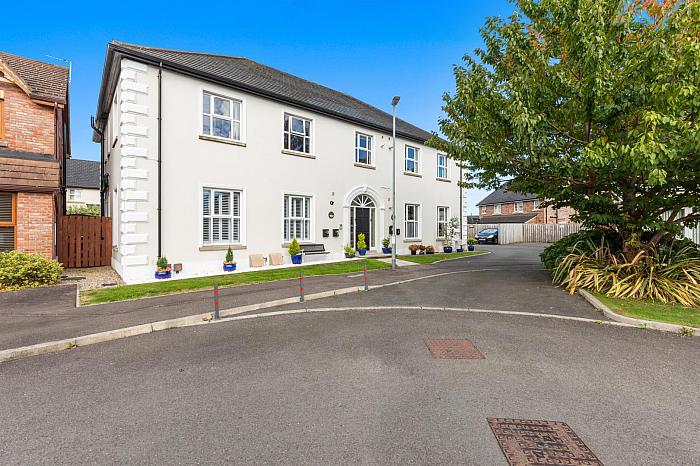 Apt 4 15 Bridgelea Crescent — Ulster Property Sales