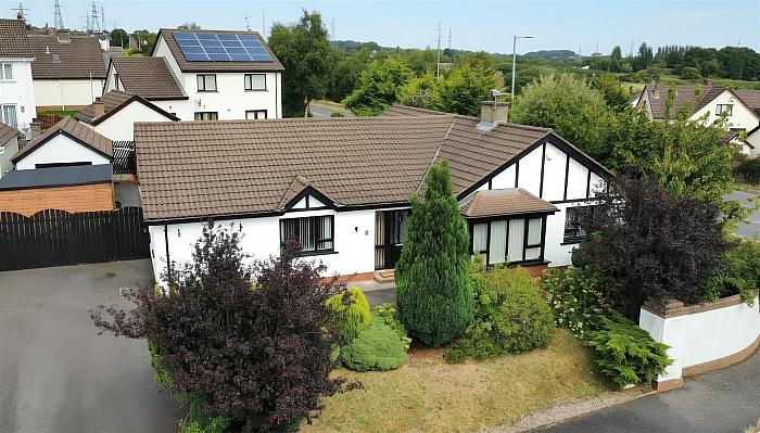 1 Broadlands — Ulster Property Sales