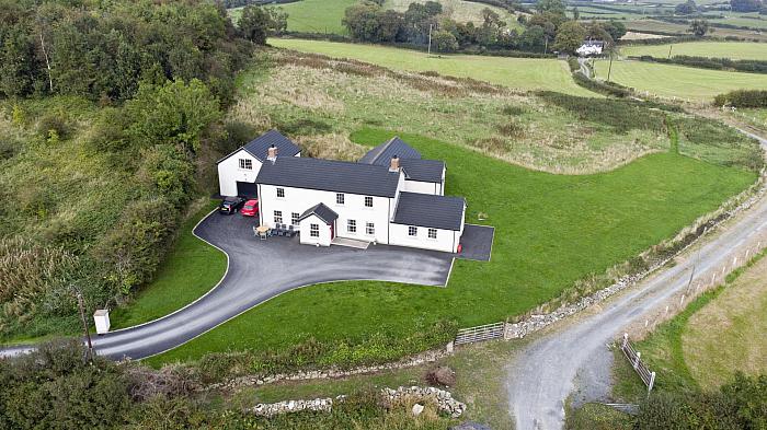 10 Cuttyshane Road — Ulster Property Sales