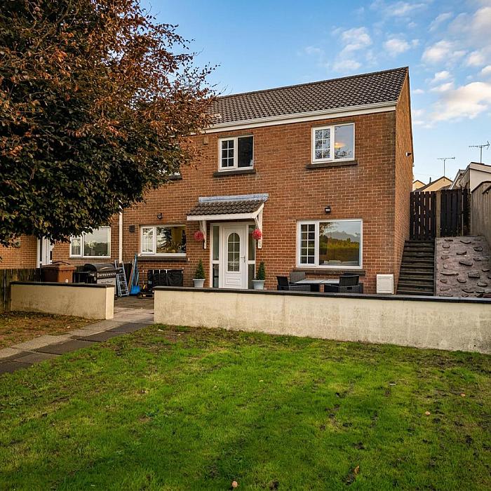 8 Isle Of Shinney Walk — Ulster Property Sales