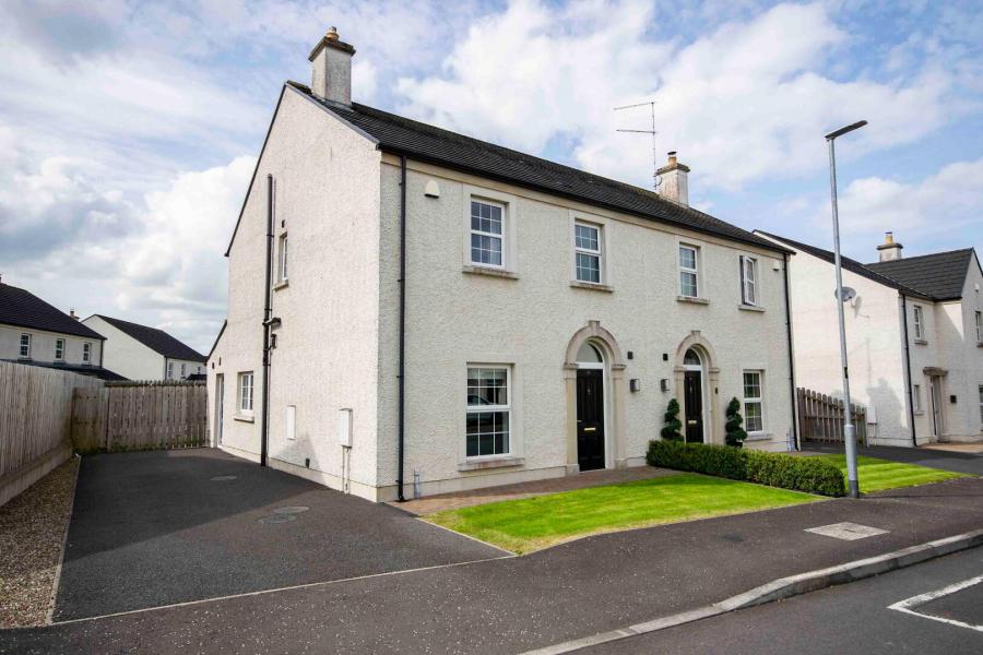 16 Cranny Oaks, Omagh — Western Properties (Omagh)
