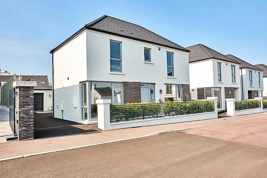 5 Nursery Mews, Portstewart, BT55 7NT — Armstrong Gordon (Portstewart)